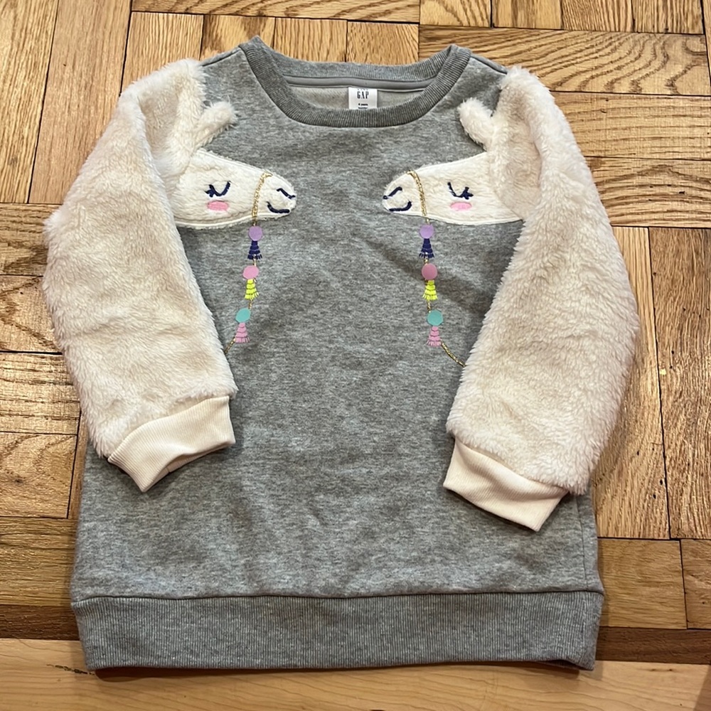 Fleece sweatshirt